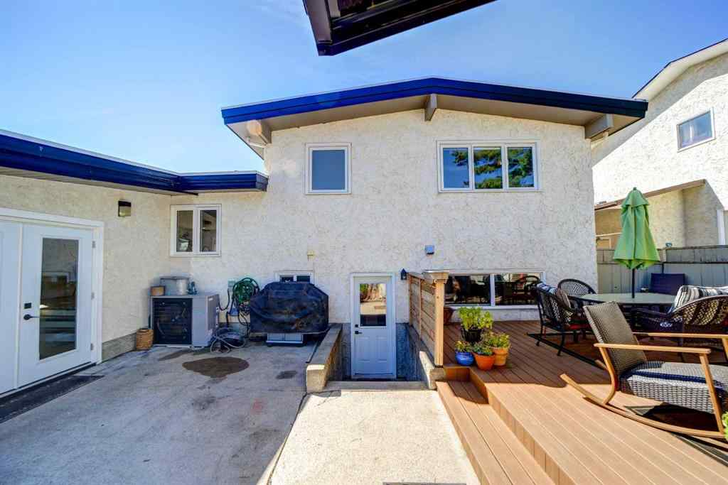 MLS® A2253270 - 1059 Lakemount Boulevard S in Lakeview Lethbridge, Residential