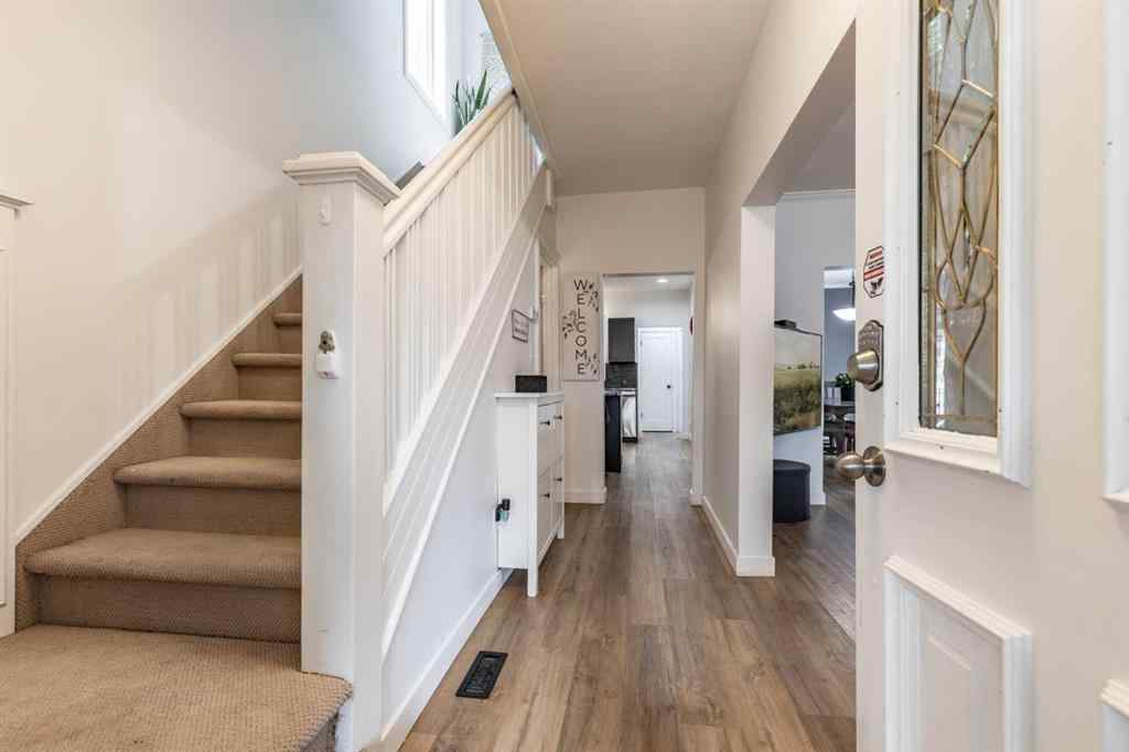 MLS® A2253273 - 60 9 Street SW in SW Hill Medicine Hat, Residential