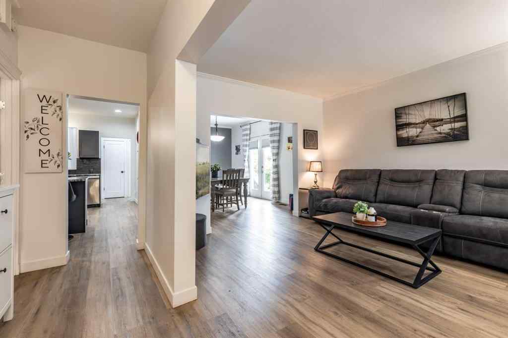 MLS® A2253273 - 60 9 Street SW in SW Hill Medicine Hat, Residential
