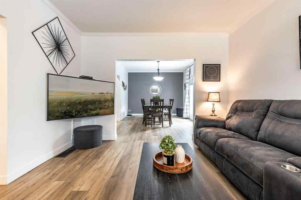 MLS® A2253273 - 60 9 Street SW in SW Hill Medicine Hat, Residential