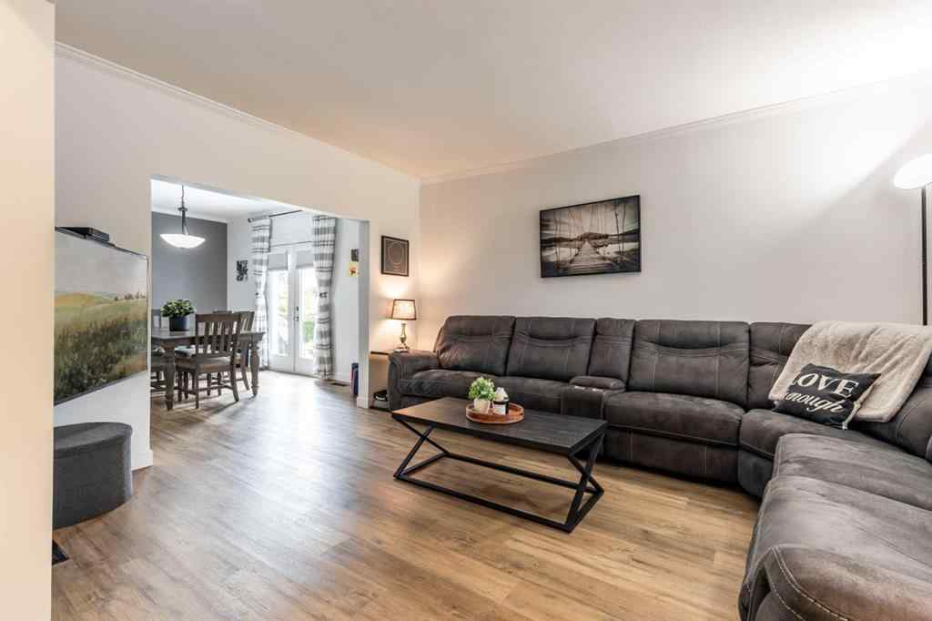 MLS® A2253273 - 60 9 Street SW in SW Hill Medicine Hat, Residential