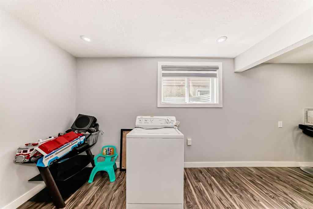 MLS® A2253274 - 42 Taraglen Road NE in Taradale Calgary, Residential