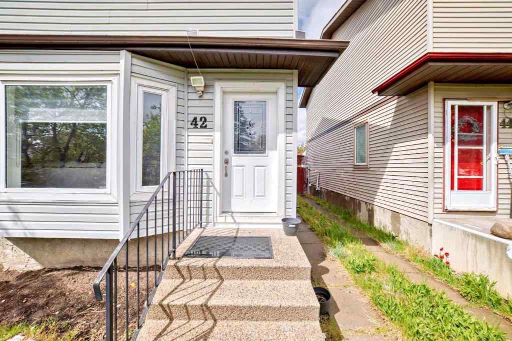 MLS® A2253274 - 42 Taraglen Road NE in Taradale Calgary, Residential