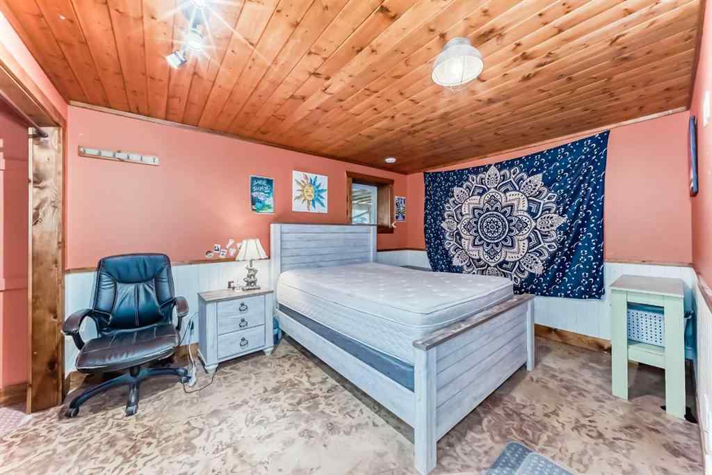 MLS® A2253276 - 33244 Range Road 50   in NONE Rural Mountain View County, Residential