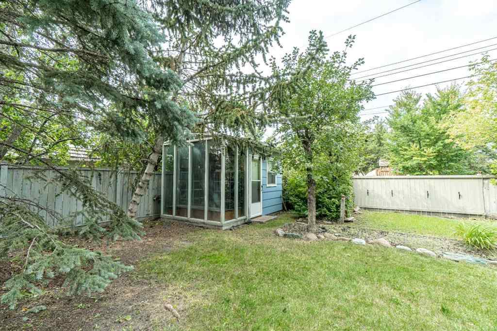 MLS® A2253277 - 1099 Acadia Drive SE in Lake Bonavista Calgary, Residential