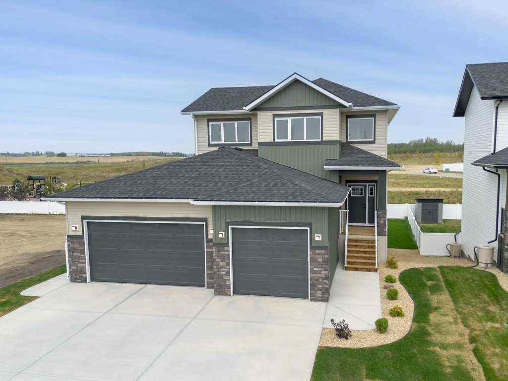 MLS® A2253279 - 10 Aura Drive  in Aurora Blackfalds, Residential