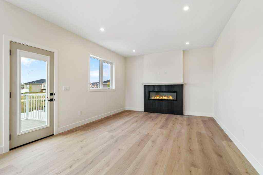 MLS® A2253279 - 10 Aura Drive  in Aurora Blackfalds, Residential