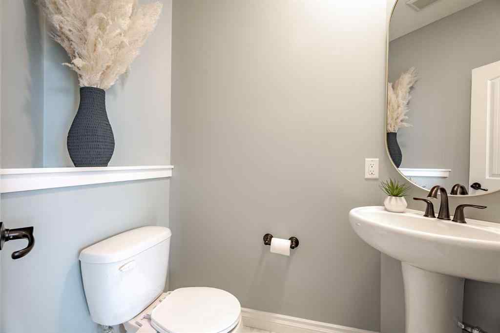 MLS® A2253286 - 28 Bayside Link SW in Bayside Airdrie, Residential