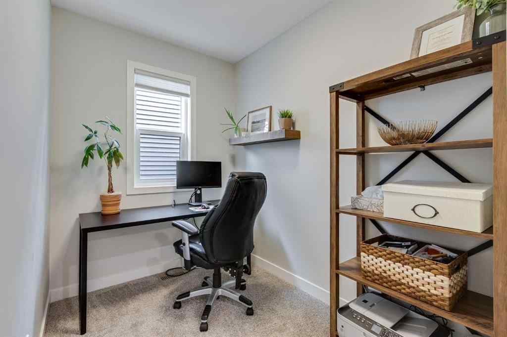 MLS® A2253291 - 101 Mallard Grove SE in Rangeview Calgary, Residential