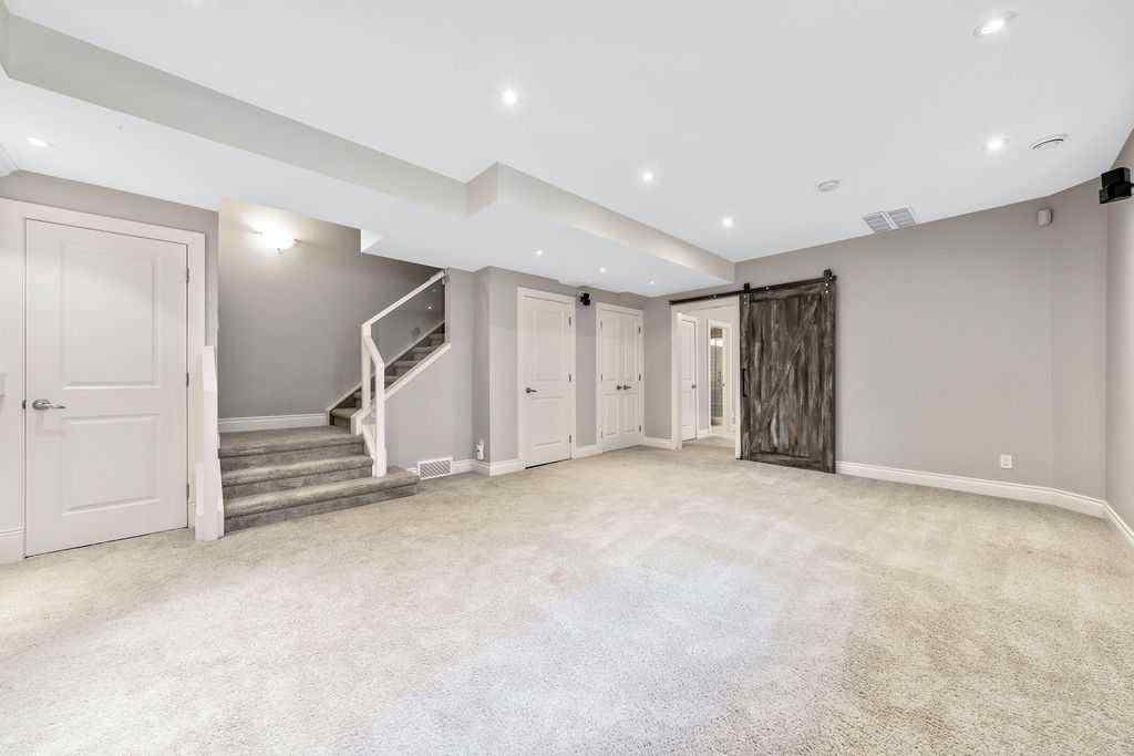 MLS® A2253293 - Unit #2 2411 2 Avenue NW in West Hillhurst Calgary, Residential