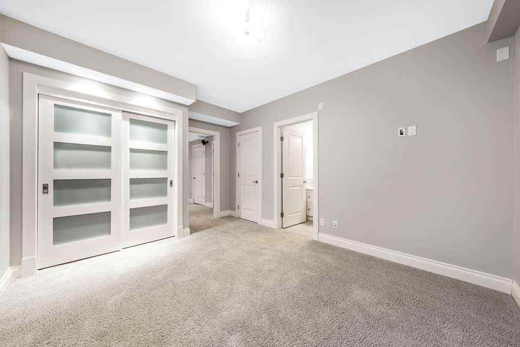MLS® A2253293 - Unit #2 2411 2 Avenue NW in West Hillhurst Calgary, Residential