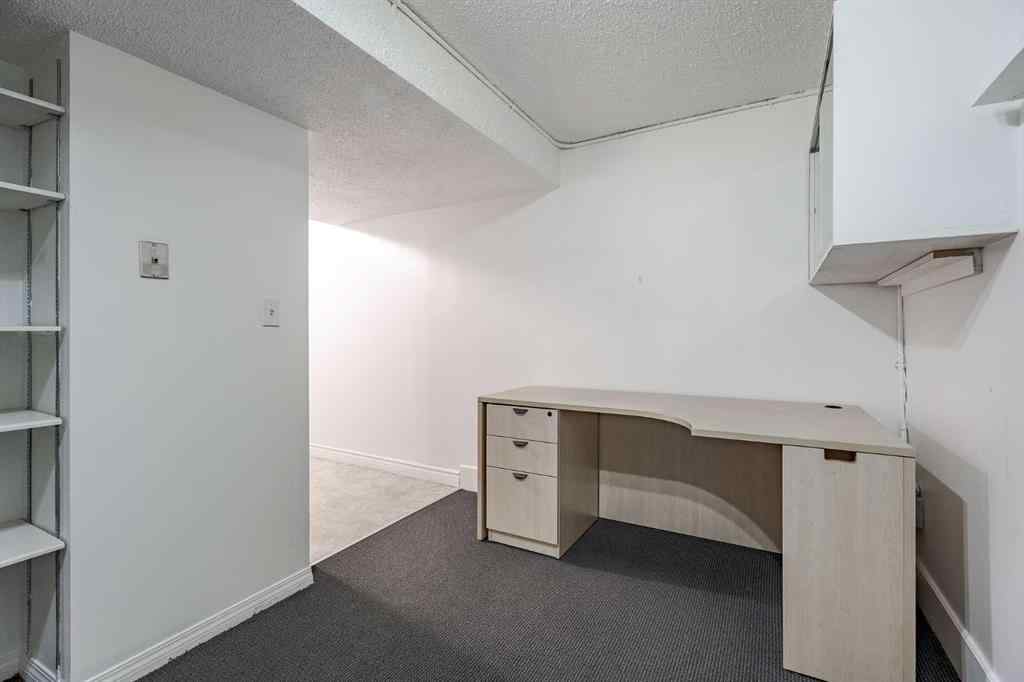 MLS® A2253295 - 1732 11 Avenue SW in Sunalta Calgary, Commercial