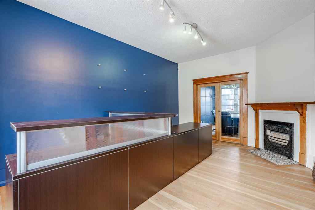 MLS® A2253295 - 1732 11 Avenue SW in Sunalta Calgary, Commercial