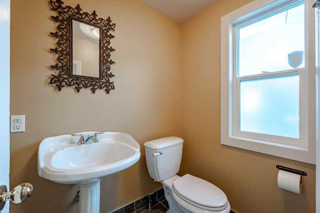 MLS® A2253295 - 1732 11 Avenue SW in Sunalta Calgary, Commercial