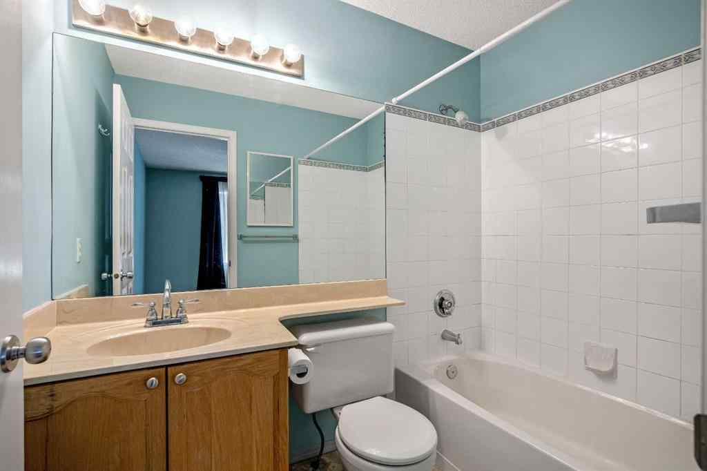 MLS® A2253299 - 5 Country Village Landing NE in Country Hills Village Calgary, Residential