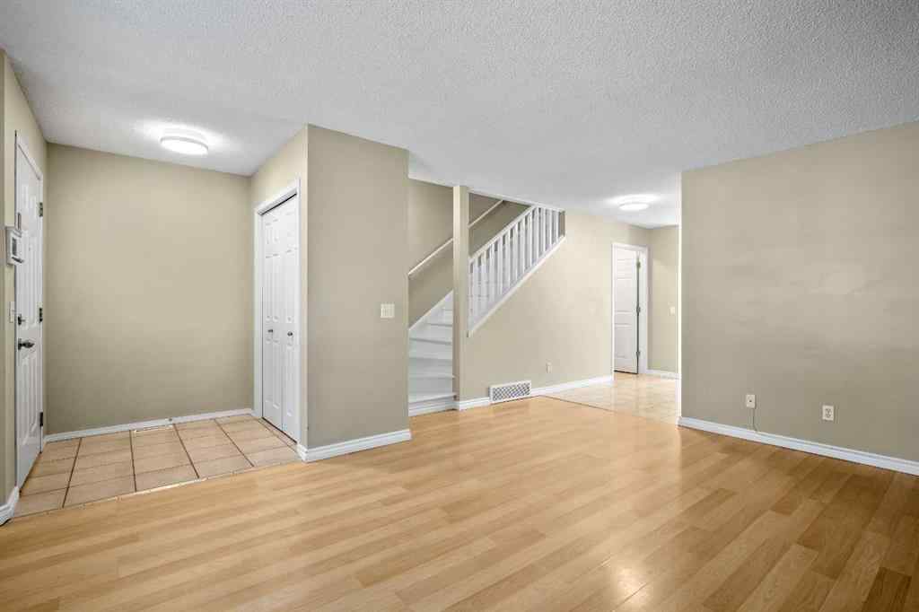 MLS® A2253299 - 5 Country Village Landing NE in Country Hills Village Calgary, Residential
