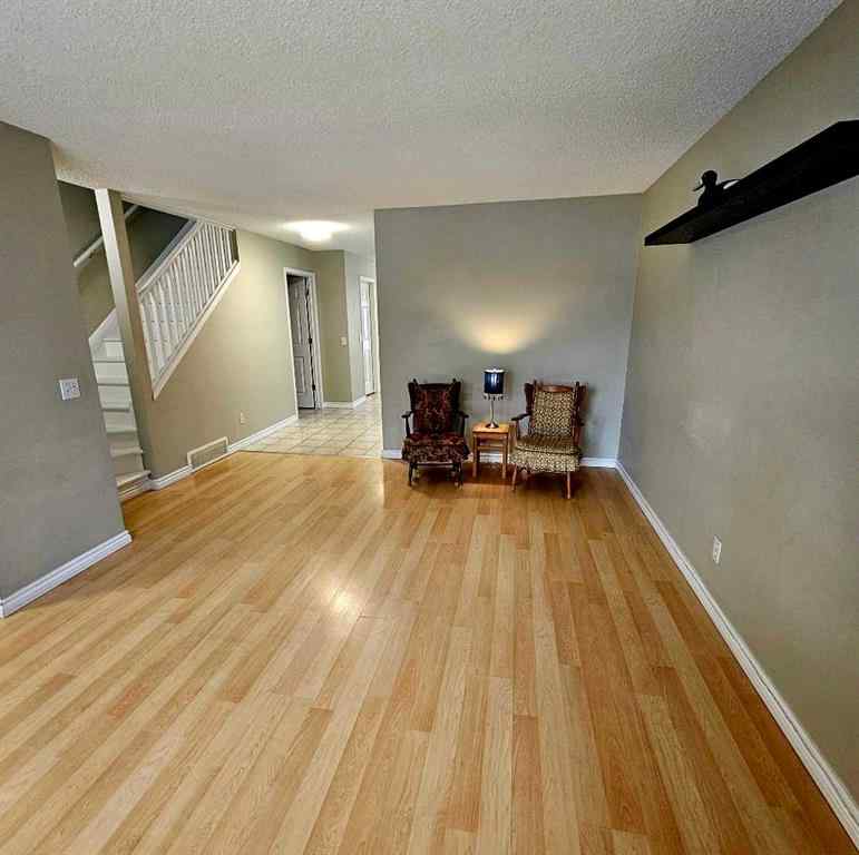 MLS® A2253299 - 5 Country Village Landing NE in Country Hills Village Calgary, Residential