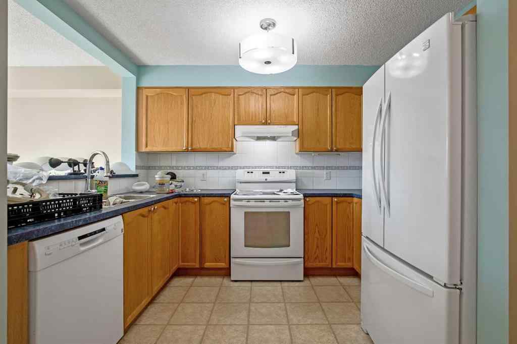 MLS® A2253299 - 5 Country Village Landing NE in Country Hills Village Calgary, Residential