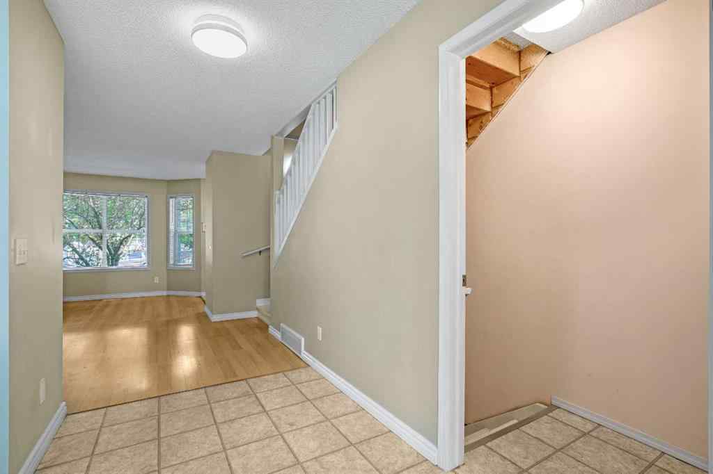 MLS® A2253299 - 5 Country Village Landing NE in Country Hills Village Calgary, Residential