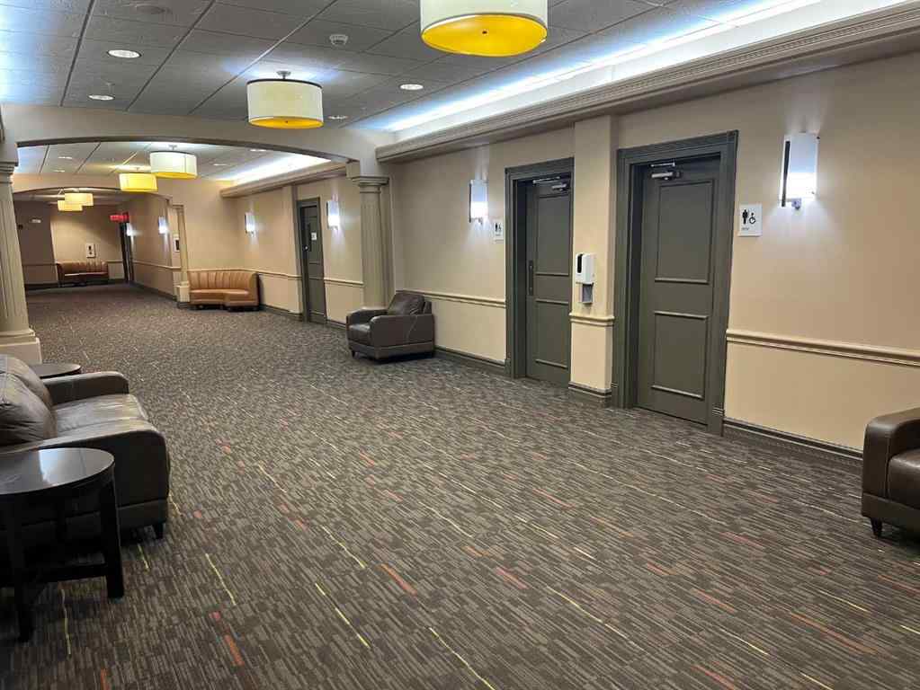 MLS® A2253300 - Unit #6 435 Gregoire Drive  in Gregoire Commercial Park Fort McMurray, Commercial