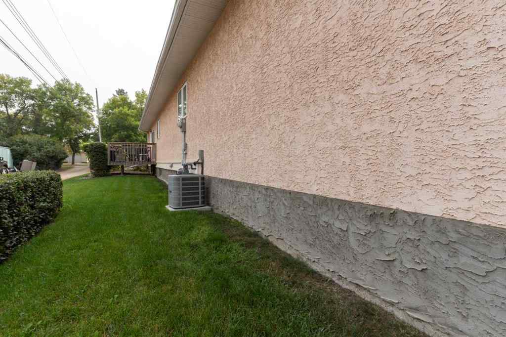 MLS® A2253301 - Unit #3 5014 56 Street  in Prospect Camrose, Residential