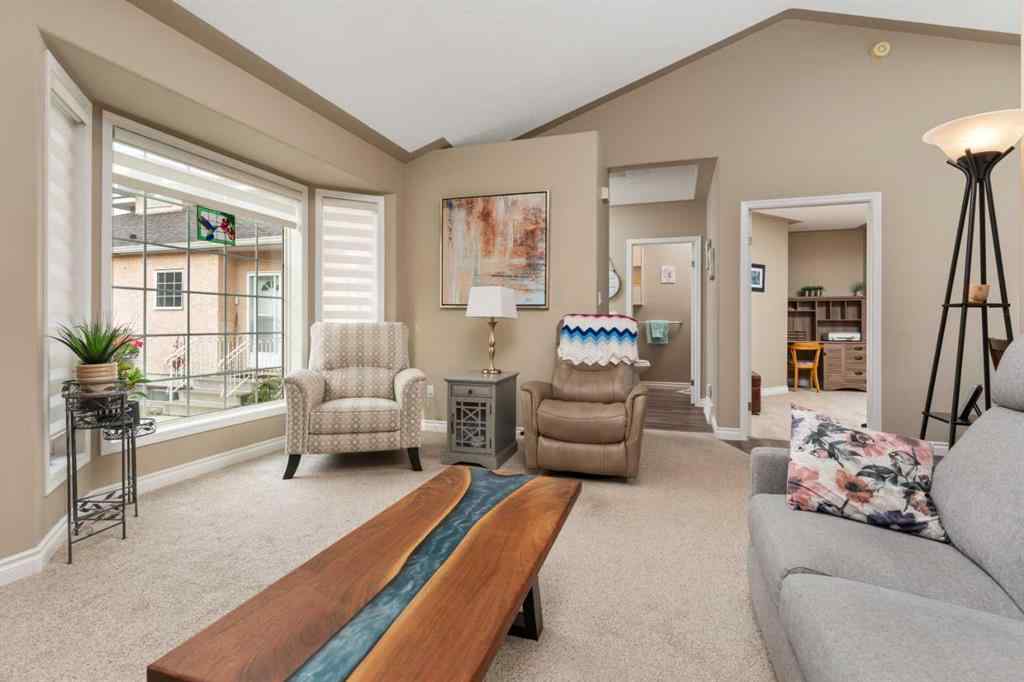 MLS® A2253301 - Unit #3 5014 56 Street  in Prospect Camrose, Residential