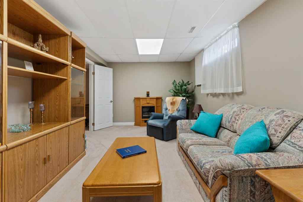 MLS® A2253301 - Unit #3 5014 56 Street  in Prospect Camrose, Residential