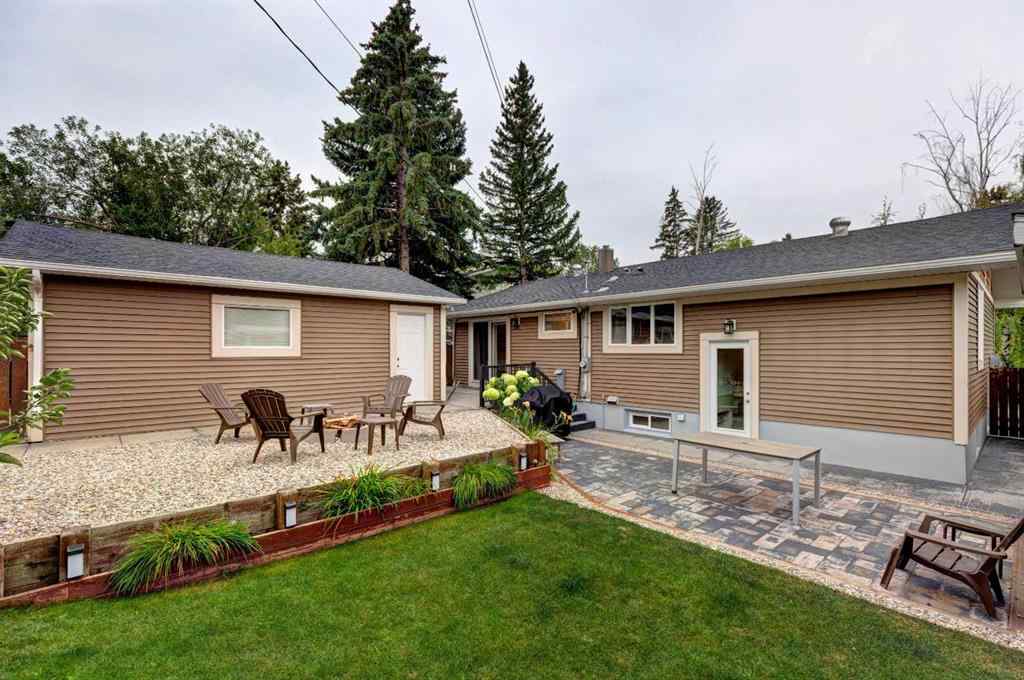 MLS® A2253303 - 82 Gladys Ridge Road SW in Glendale Calgary, Residential