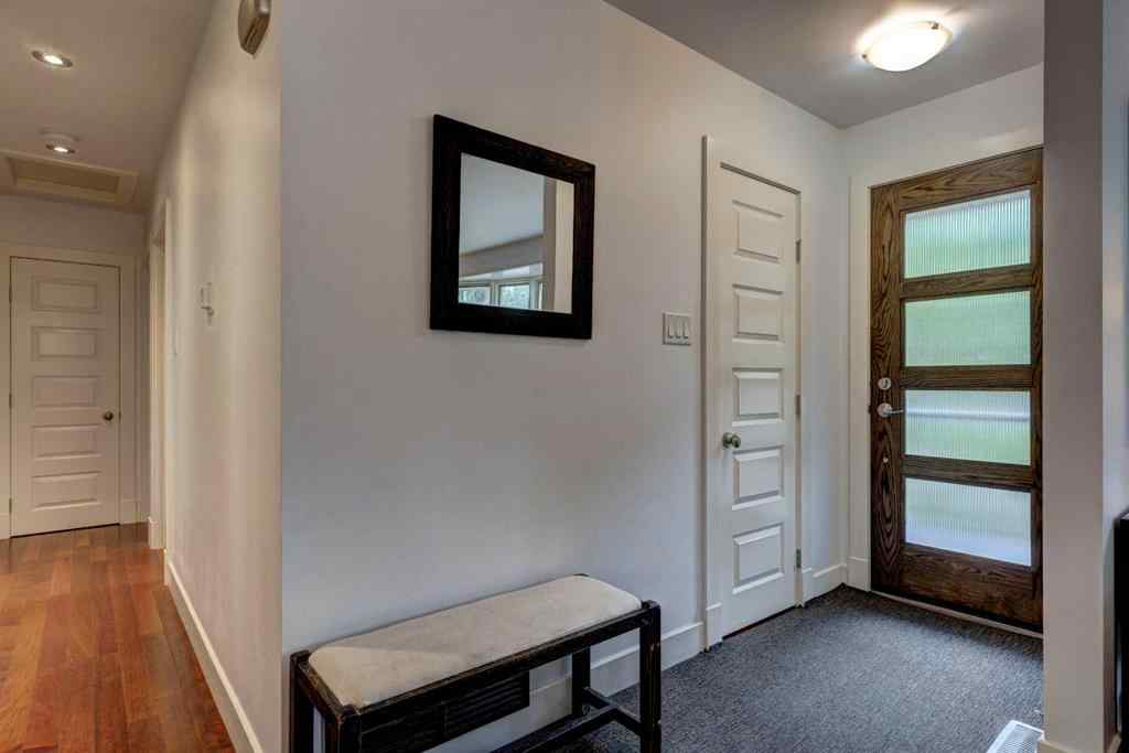 MLS® A2253303 - 82 Gladys Ridge Road SW in Glendale Calgary, Residential