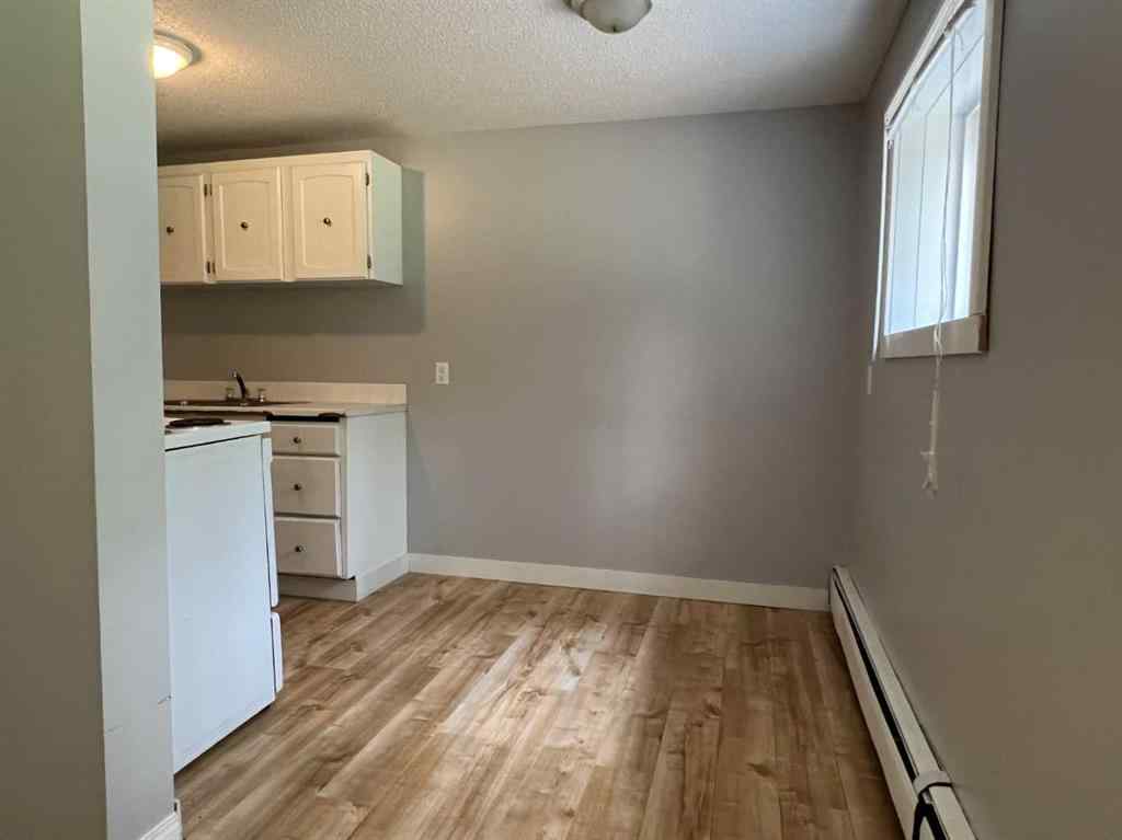MLS® A2253304 - Unit ##2 506 41 Street   in Edson Edson, Residential