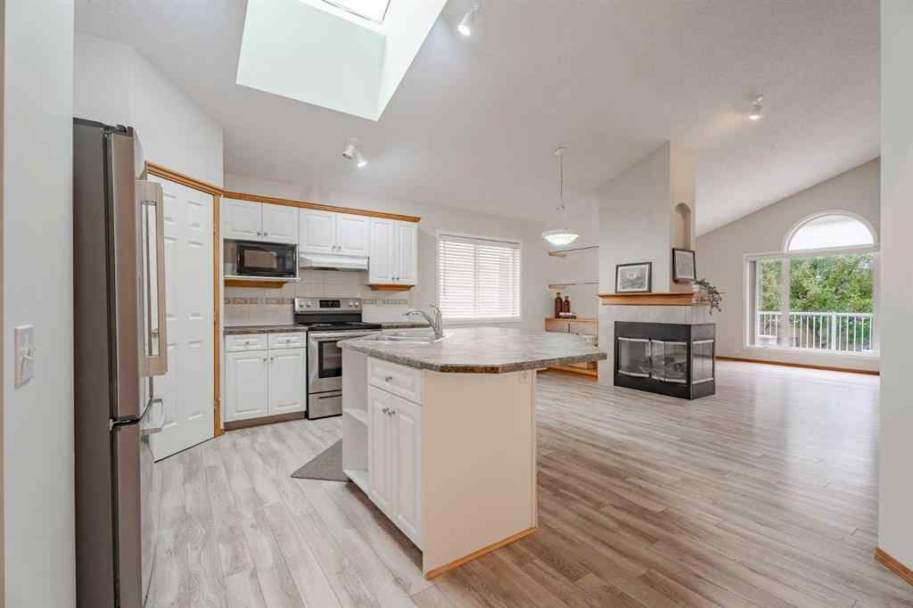 MLS® A2253306 - 132 Chaparral Villas SE in Chaparral Calgary, Residential