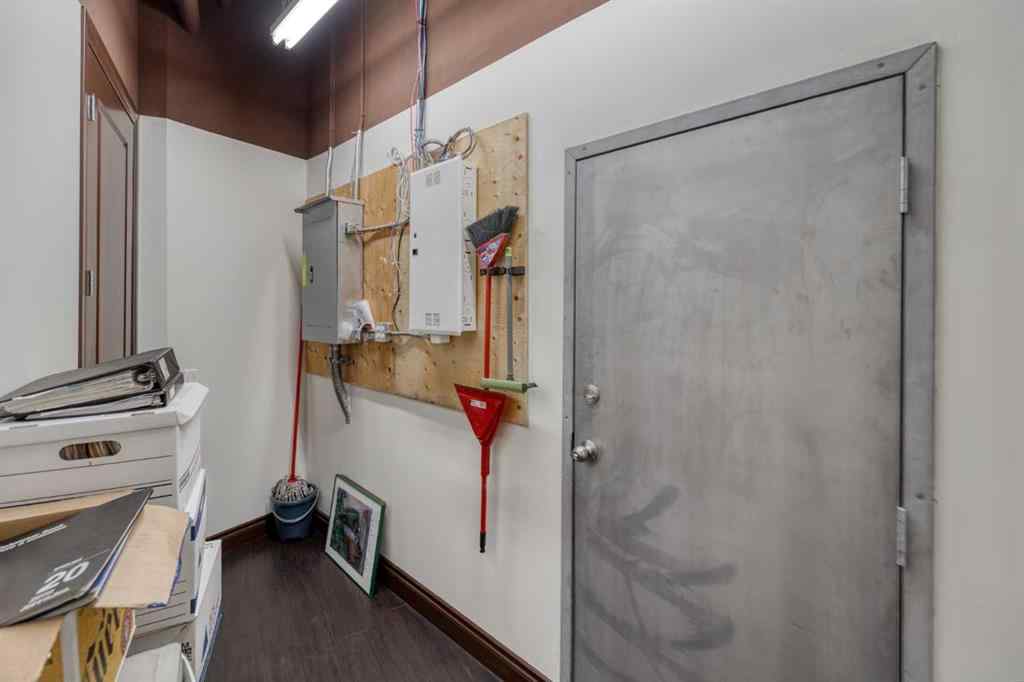 MLS® A2253309 - Unit #2,3,4 505 Railway Street W in Downtown Cochrane, Commercial