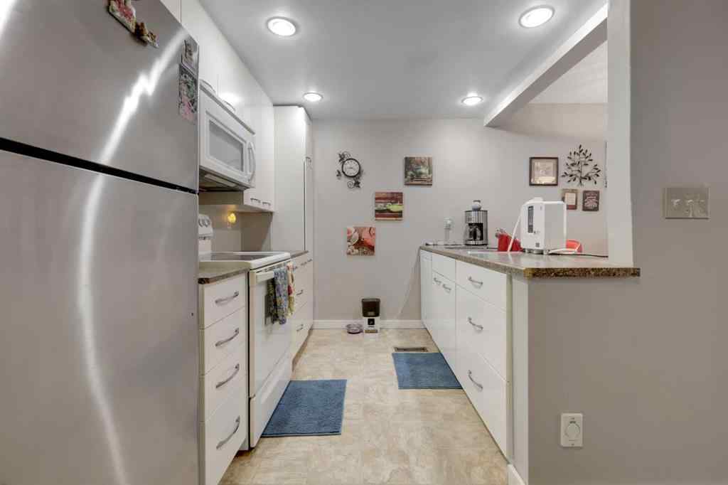 MLS® A2253310 - Unit #17 41 Glenbrook Crescent  in Glenbow Cochrane, Residential