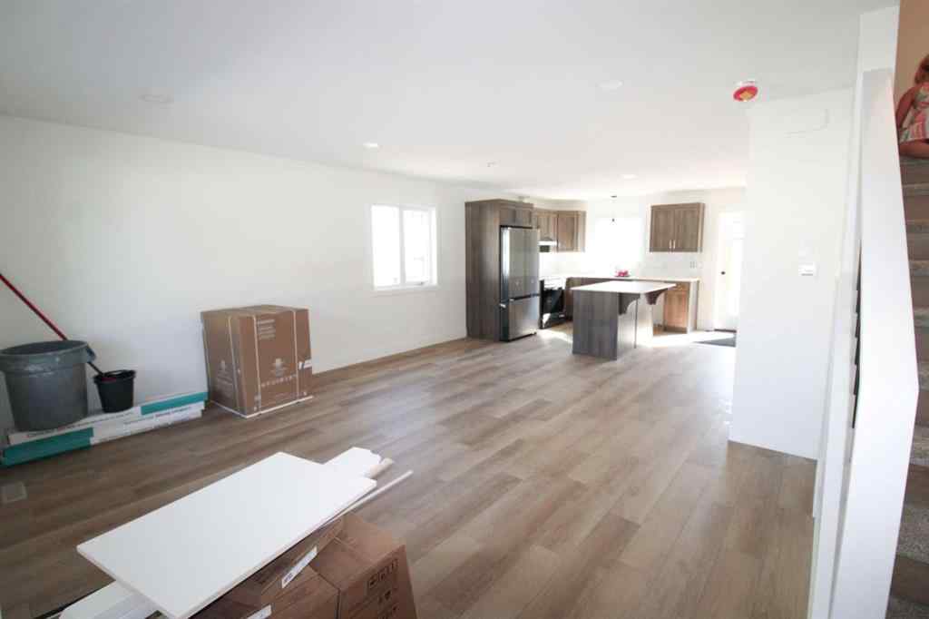 MLS® A2253312 - 1015 17A Street S in Victoria Park Lethbridge, Residential