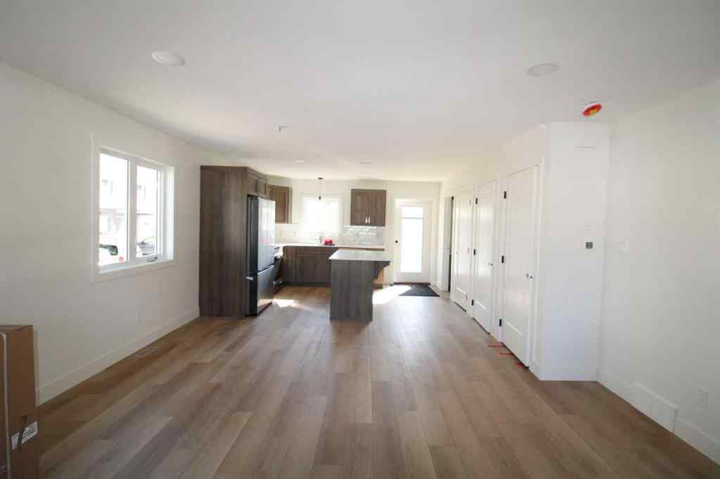 MLS® A2253312 - 1015 17A Street S in Victoria Park Lethbridge, Residential