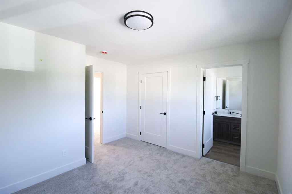 MLS® A2253312 - 1015 17A Street S in Victoria Park Lethbridge, Residential