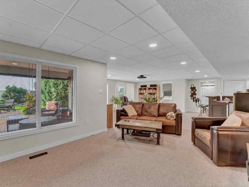 MLS® A2253314 - 729 Taylor Road SE in Ross Glen Medicine Hat, Residential