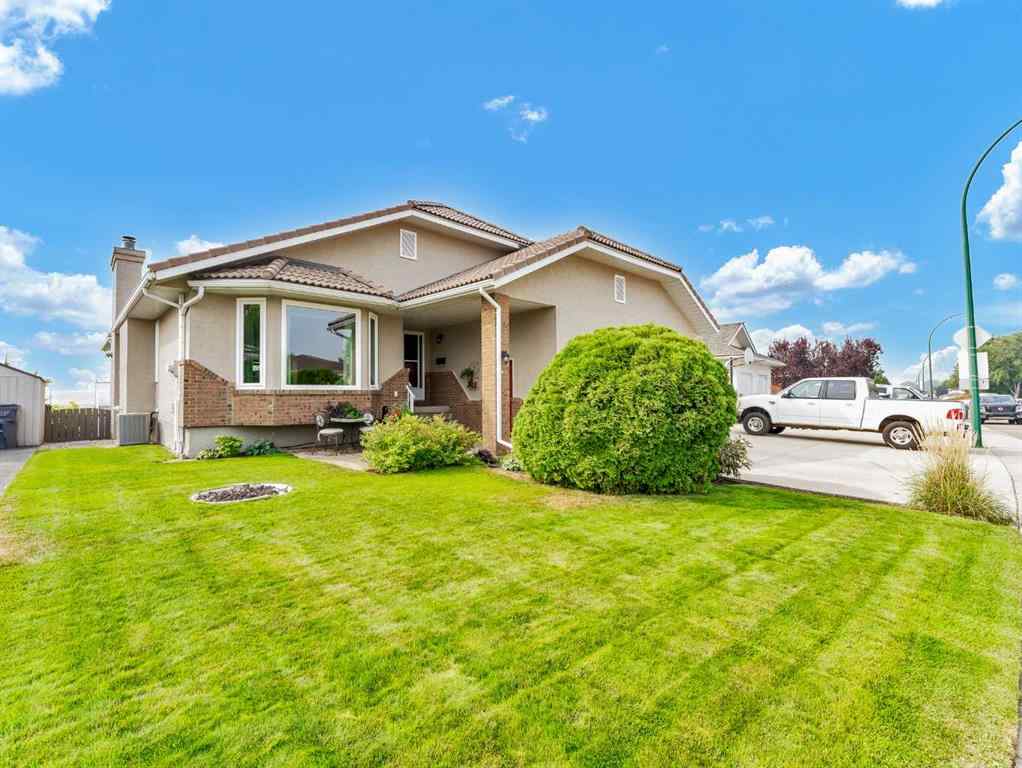 MLS® A2253314 - 729 Taylor Road SE in Ross Glen Medicine Hat, Residential