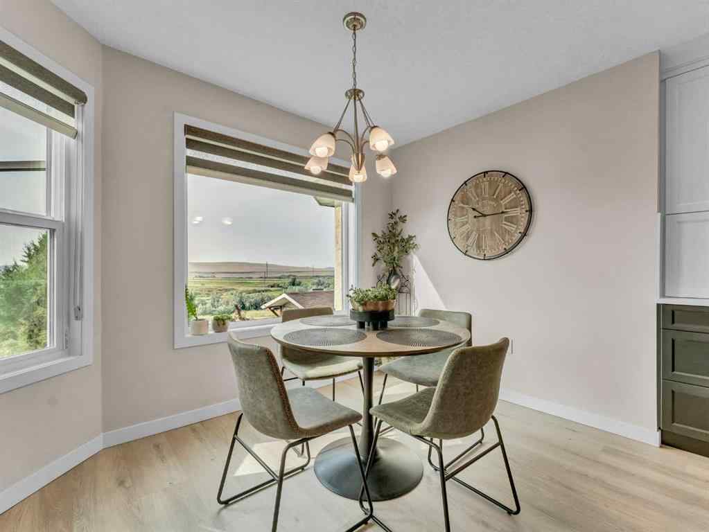 MLS® A2253314 - 729 Taylor Road SE in Ross Glen Medicine Hat, Residential