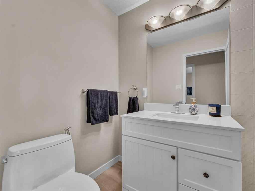MLS® A2253314 - 729 Taylor Road SE in Ross Glen Medicine Hat, Residential