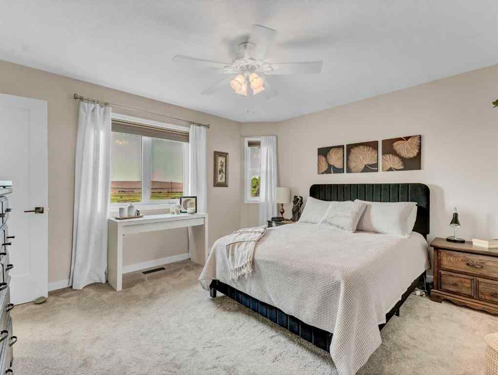 MLS® A2253314 - 729 Taylor Road SE in Ross Glen Medicine Hat, Residential