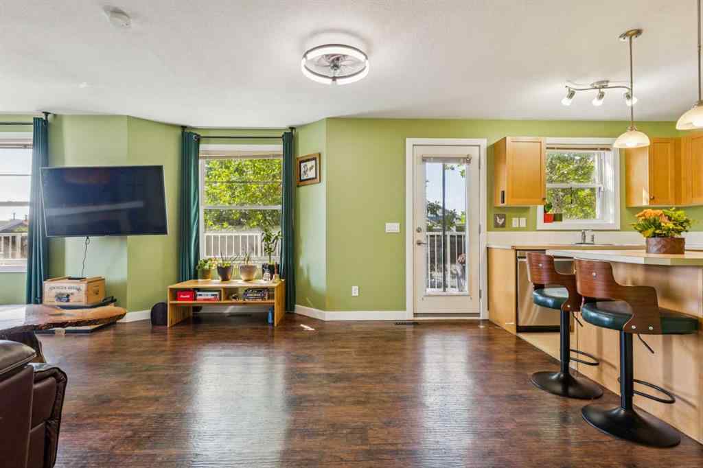 MLS® A2253315 - Unit #218 50 Westland Road  in Westridge Okotoks, Residential