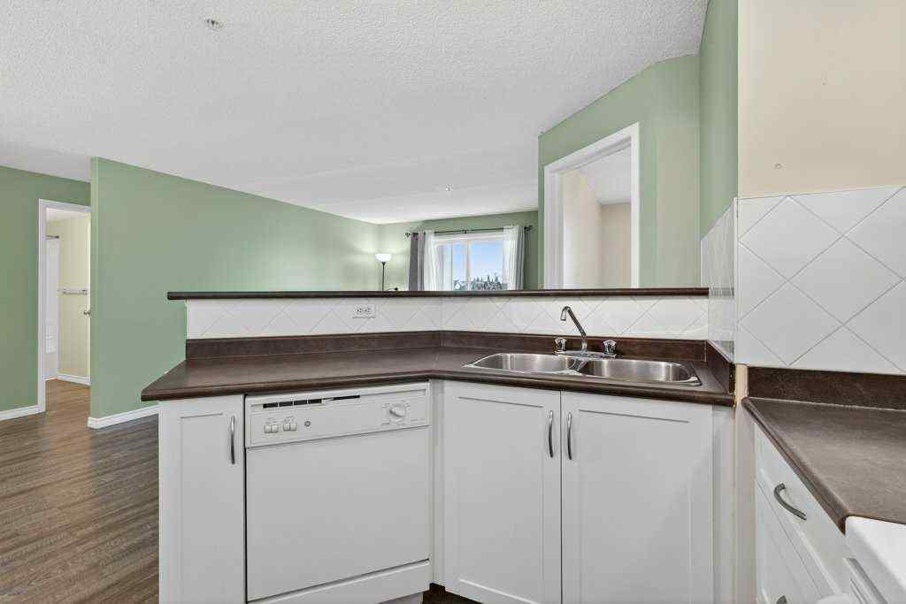 MLS® A2253316 - Unit #4316 10 Prestwick Bay SE in McKenzie Towne Calgary, Residential