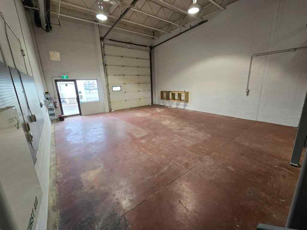 MLS® A2253322 - Unit #3 7887 50 Avenue  in Northlands Industrial Park Red Deer, Commercial