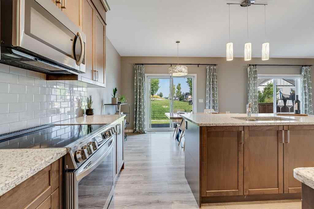 MLS® A2253324 - 92 Hillcrest Avenue SW in Hillcrest Airdrie, Residential