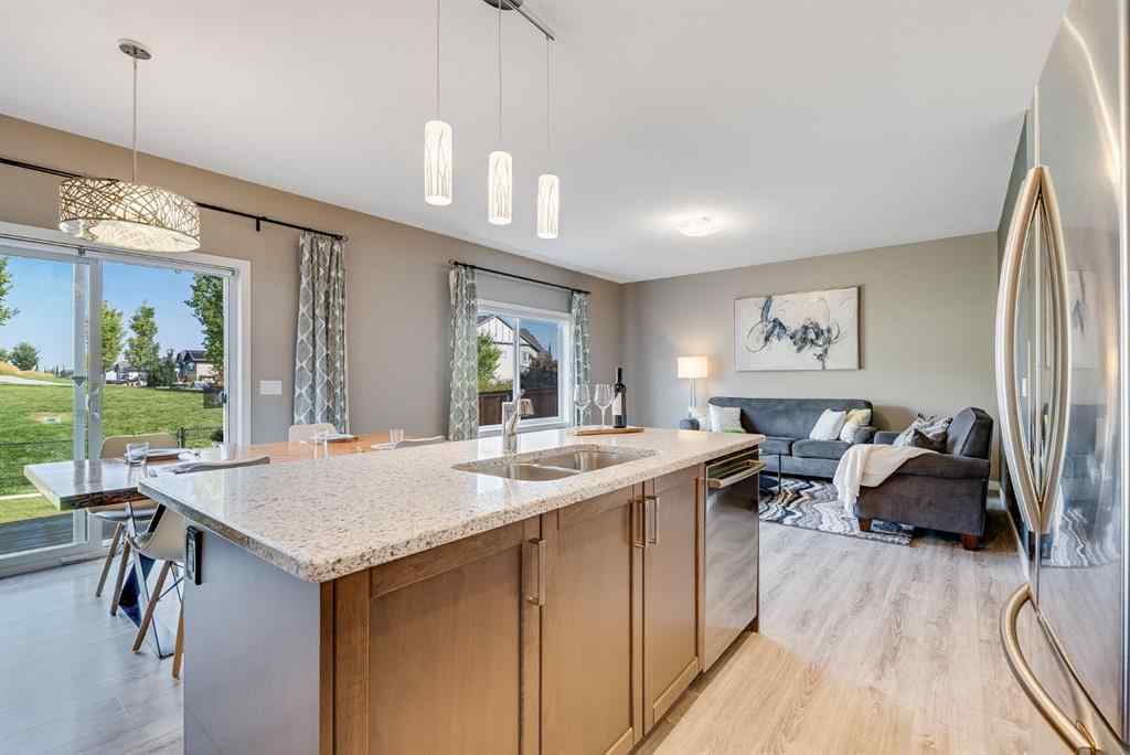 MLS® A2253324 - 92 Hillcrest Avenue SW in Hillcrest Airdrie, Residential