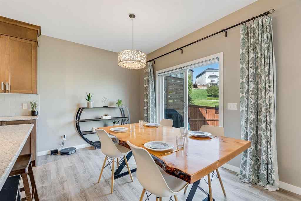 MLS® A2253324 - 92 Hillcrest Avenue SW in Hillcrest Airdrie, Residential
