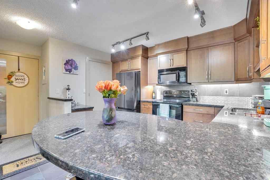 MLS® A2253325 - Unit #402 1534 15 Avenue SW in Sunalta Calgary, Residential