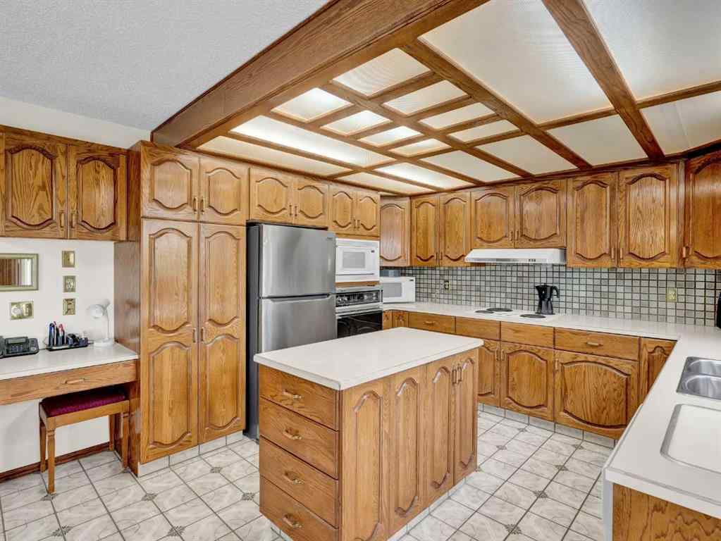 MLS® A2253326 - 99 Hawkcliff Way NW in Hawkwood Calgary, Residential