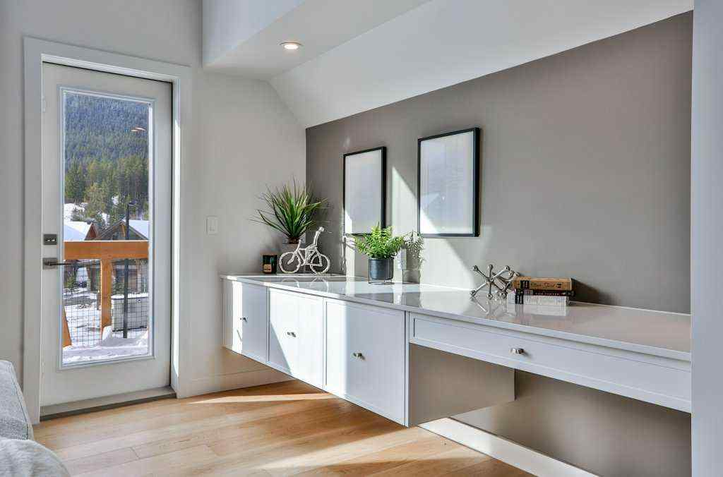 MLS® A2253332 - Unit #202L 209 Stewart Creek Rise  in Three Sisters Canmore, Residential
